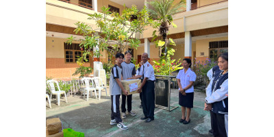 Kegiatan Peduli Kasih SMA Kristen Gamaliel Palu