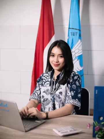 Inka Christy Entiman, S.Pd