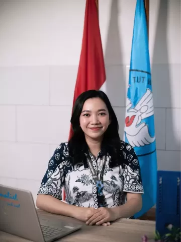 Aprilianti Pauner S.Pd.,Gr.